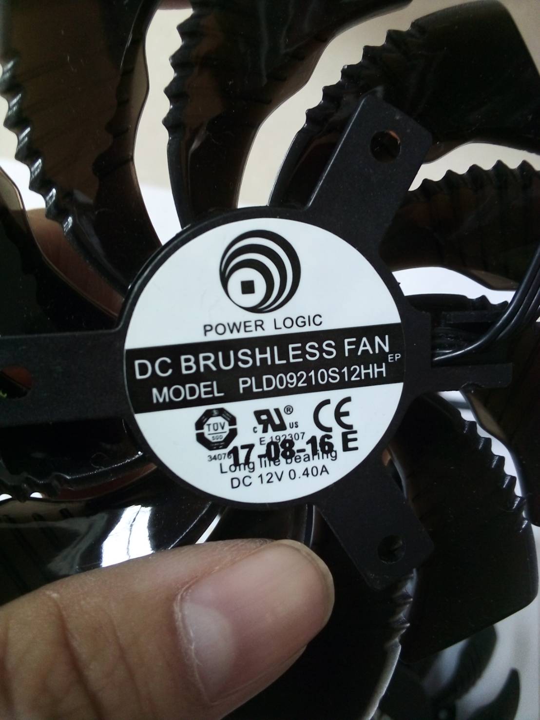 PLD09210S12HH DC 12V 0.40A