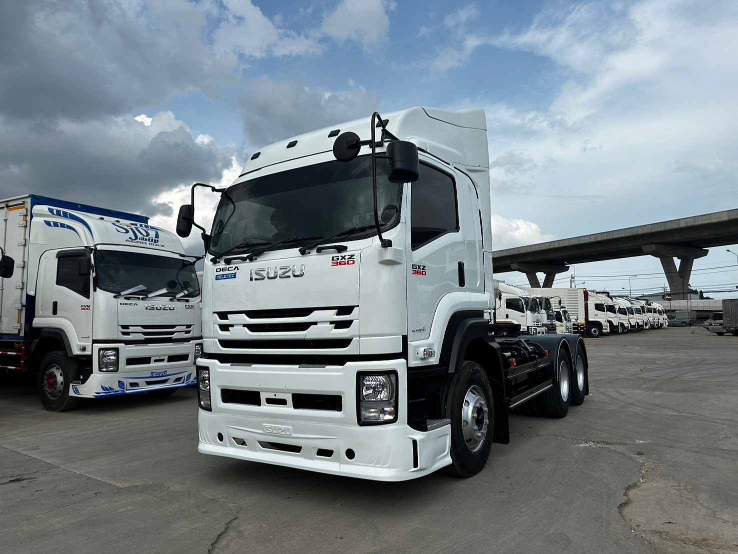 10ล้อหัวลากอีซูซุISUZU GXZ 360แรง ปี2555 1.25ล.9520