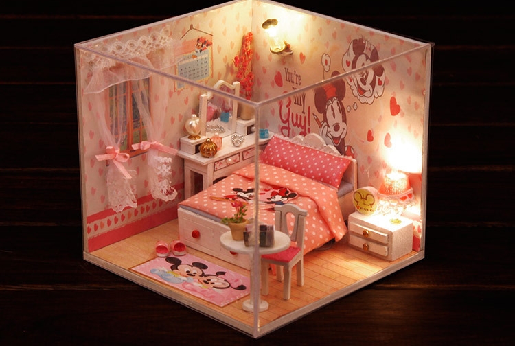 โมเดลห้องนอนจิ๋วจำลองธีม minny mouseห้องนอนจำลองเพื่อนักDIY มอบเป็นของขวัญสุดซึ้ง