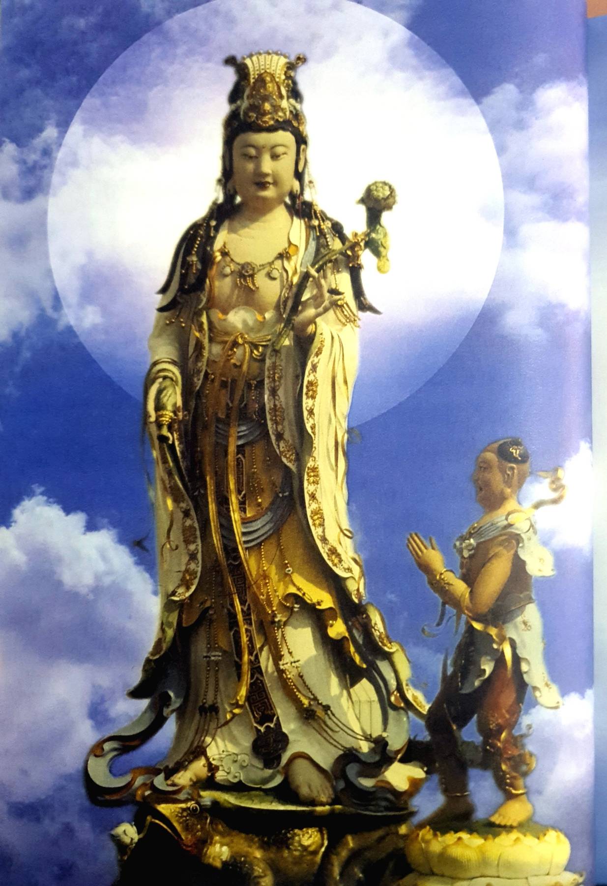 พระมหาเจดีย์ พระพุทธเจ้าหมื่นพระองค์ หนังสืออนุสรณ์พิธีฉลองเปิด พระมหาเจดีย์พระพุทธเจ้าหมื่นพระองค์ ตำหนักพระแม่กวนอิม