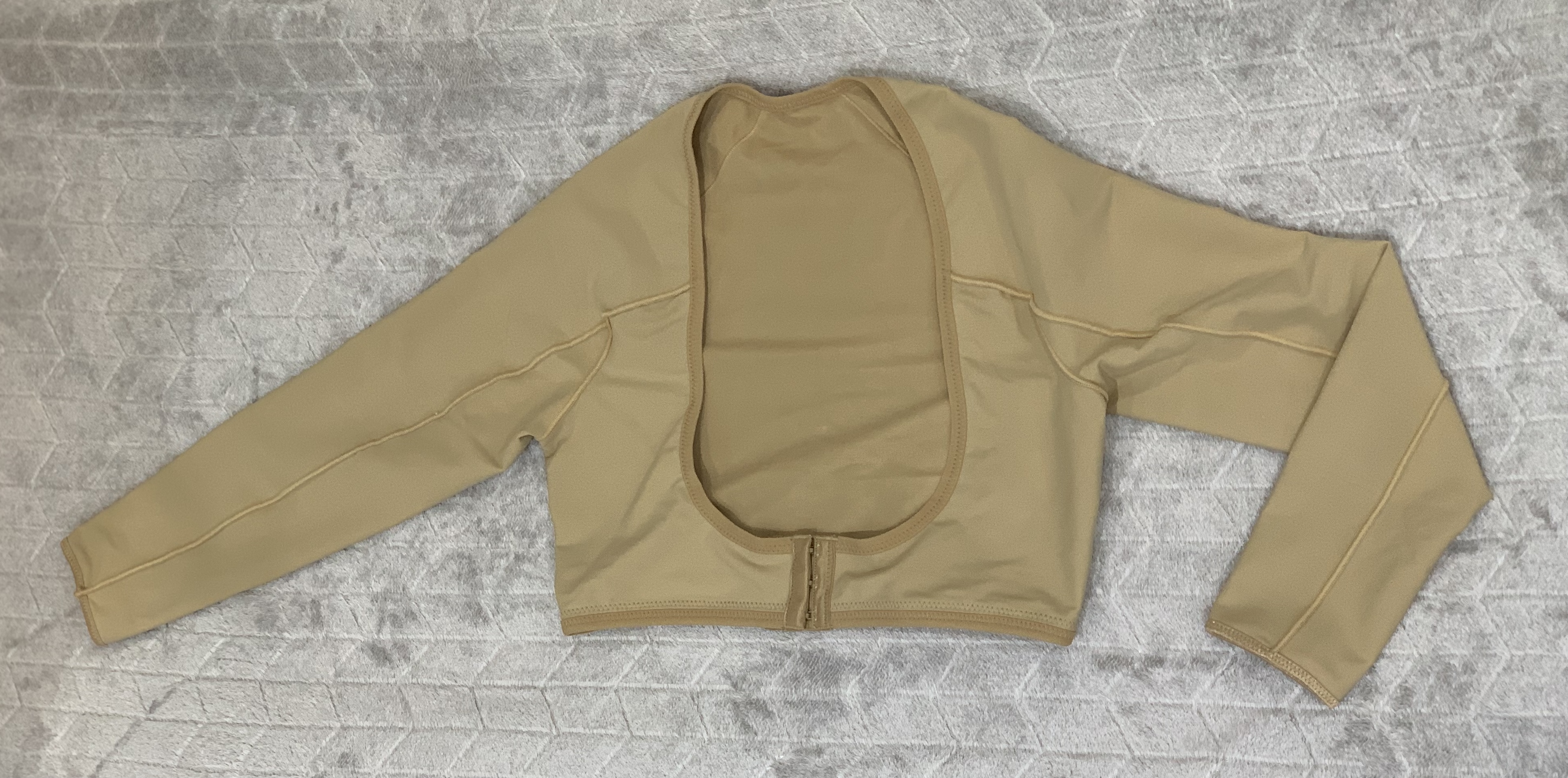 ชุดกระชับสัดส่วน กระชับต้นแขน และปีก ตะขอหน้า Code:482