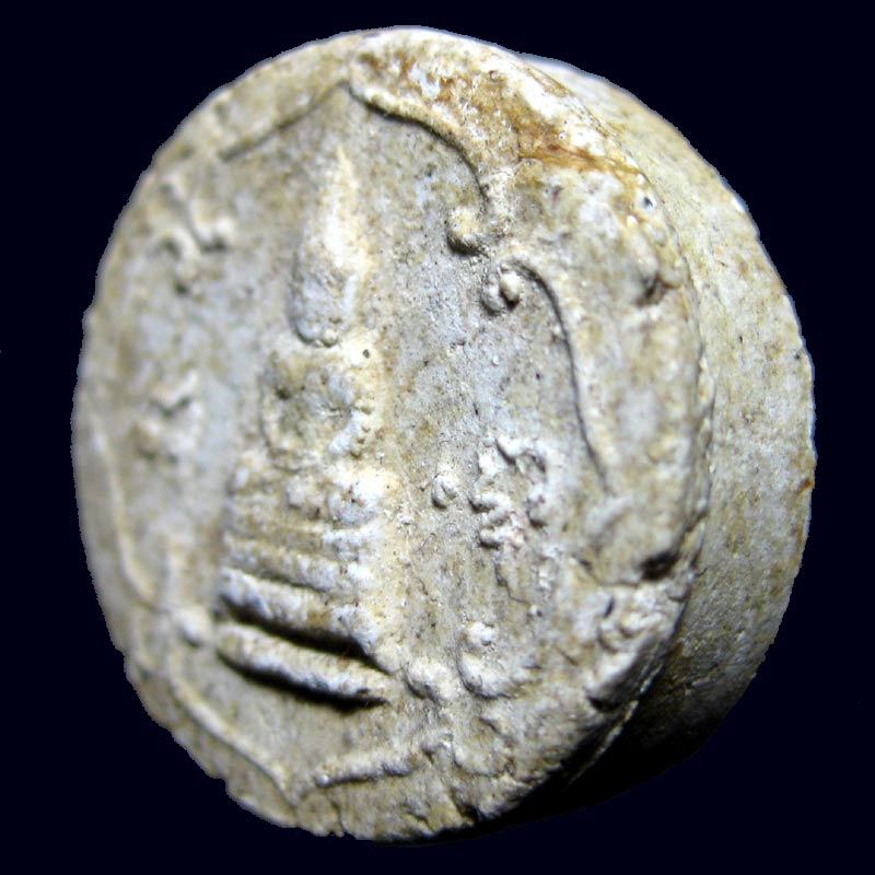 (7) พระจันลอย รุ่นแรก ปี 2507 หลังยันต์เฑาะว์ เนื้อผงพุทธคุณ พร้อมบัตรรับรอง