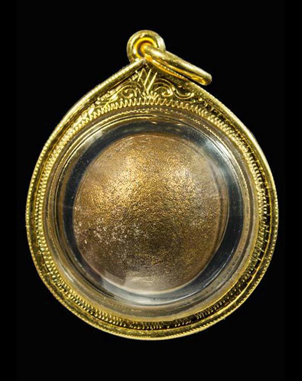 (4) ลูกอมผงพรายกุมาร เนื้อขาว บรอนซ์วานิช (น้ำมัน) เต็มๆ เลี่ยมทองสวยๆ