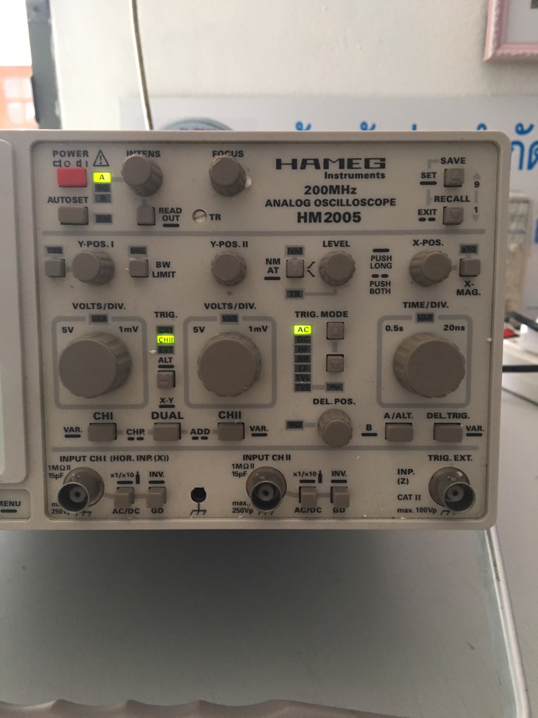 Ossilloscope Hameg HM2005 200Mhz