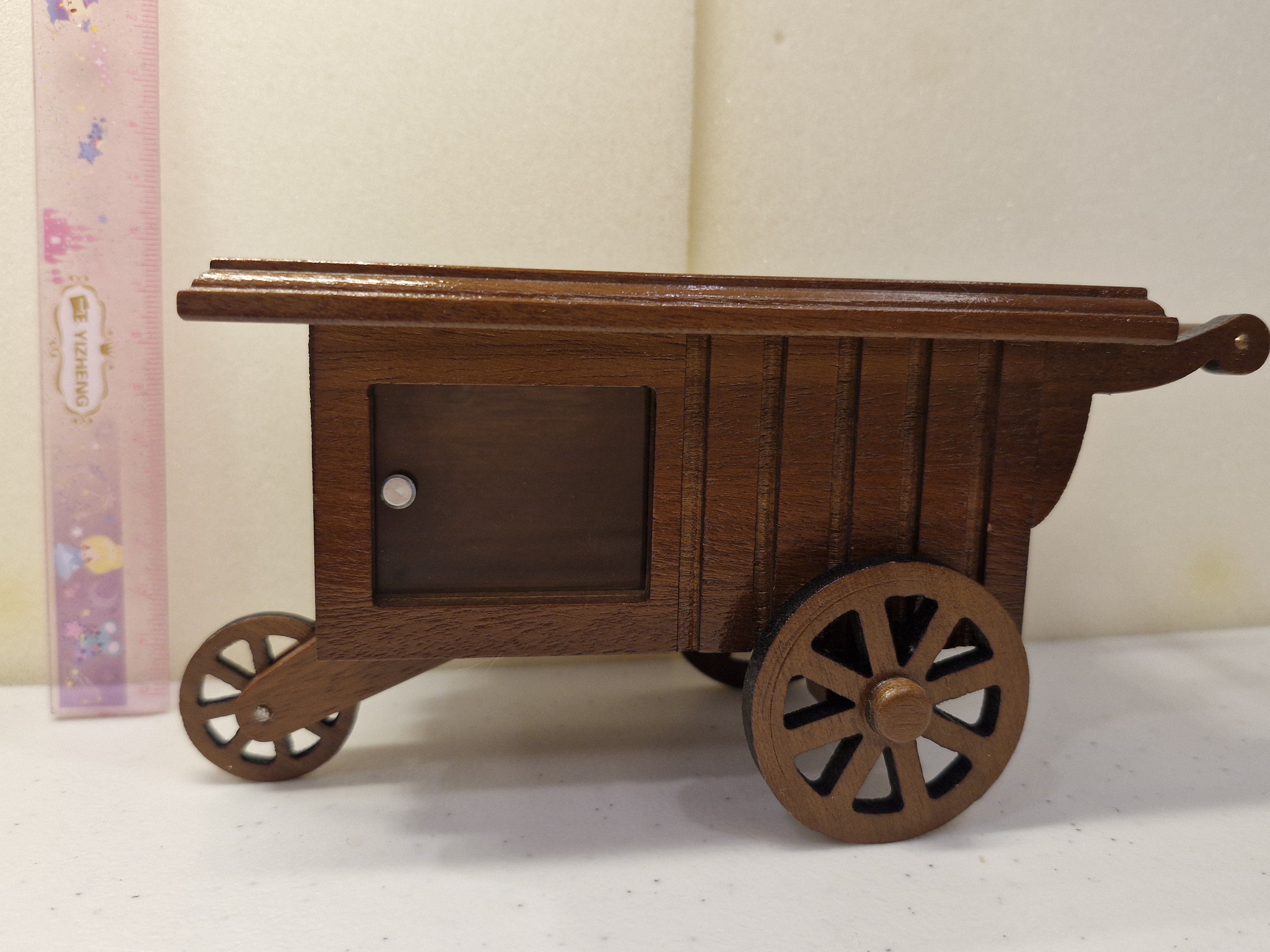 รถเข็นจิ๋วงานไม้จำลองงานสะสมdollhouse ตุ๊กตาจิ๋ว อาหาร ของเล่น โมเดล DIY ดินจำลอง มินิ กล่อง ตู้สูง