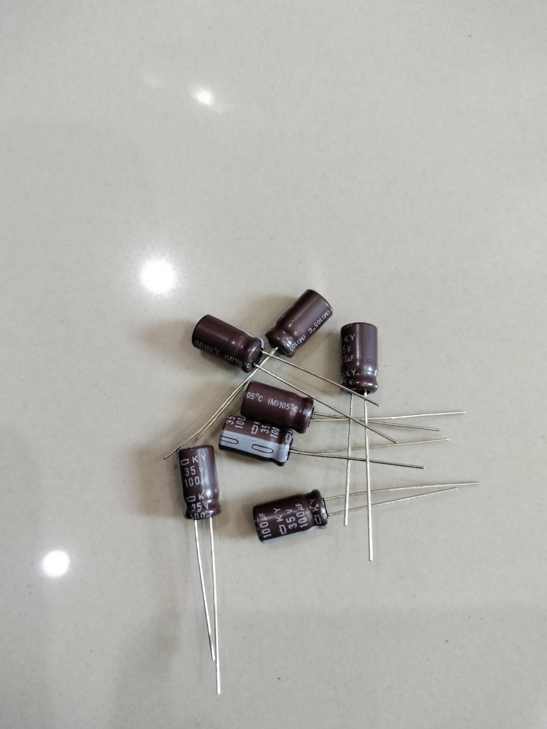 100UF 35V 6*11 NCC (1ชุด10ตัว)