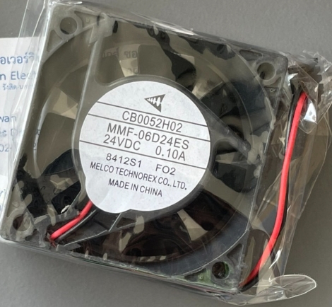 MMF-06D24ES-F02 Connector black 2P