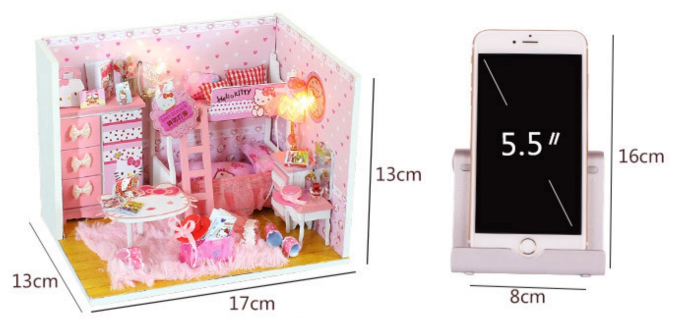 โมเดลจำลองบ้านคิตตี้จิ๋วสีชมพูหวานแหววพร้อมโต๊ะคิตตี้สำหรับสาวกคิตตี้โดยเฉพาะ