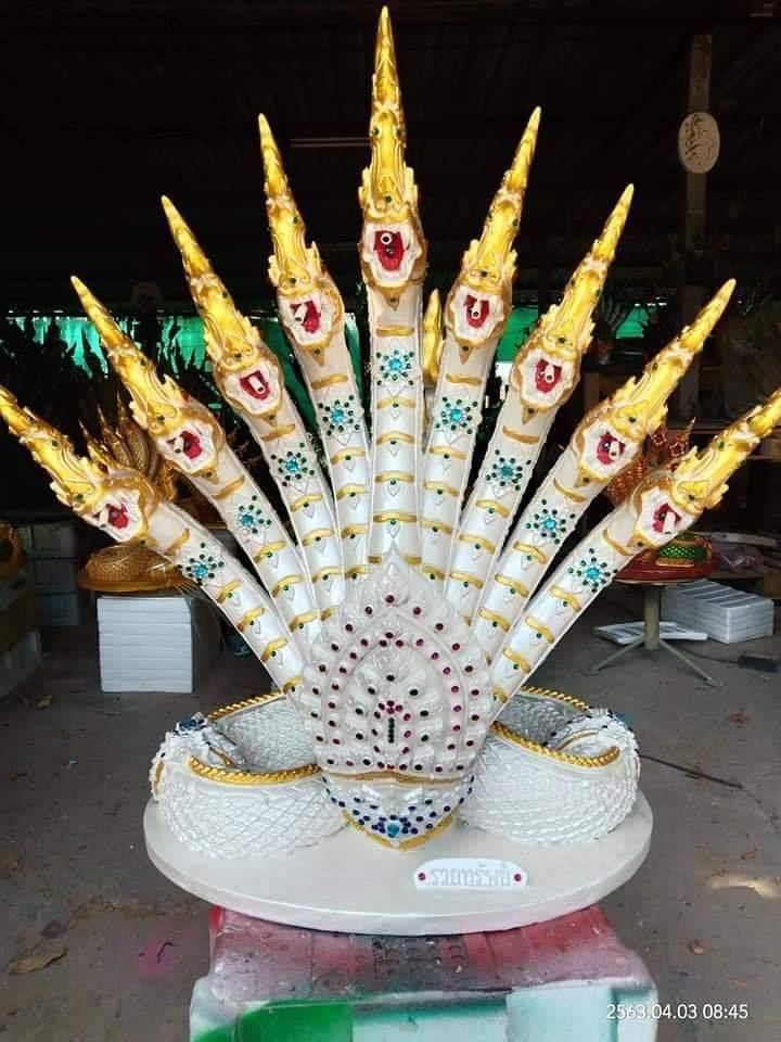 พญานาค 9 เศียร สีเงิน รุ่นรวยทรัพย์