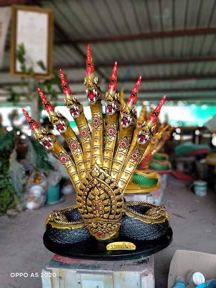 พญานาค 7 เศียร สีดำ รุ่นรวยทรัพย์