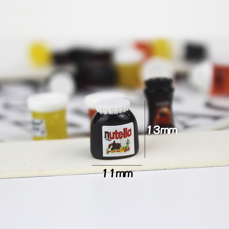 แยมจิ๋วมาเป็นเซทพร้อมทาขนมปังจิ๋วมาพร้อมกาแฟเรียกว่าsetสุดคุ้มน่าสะสมมากมาย