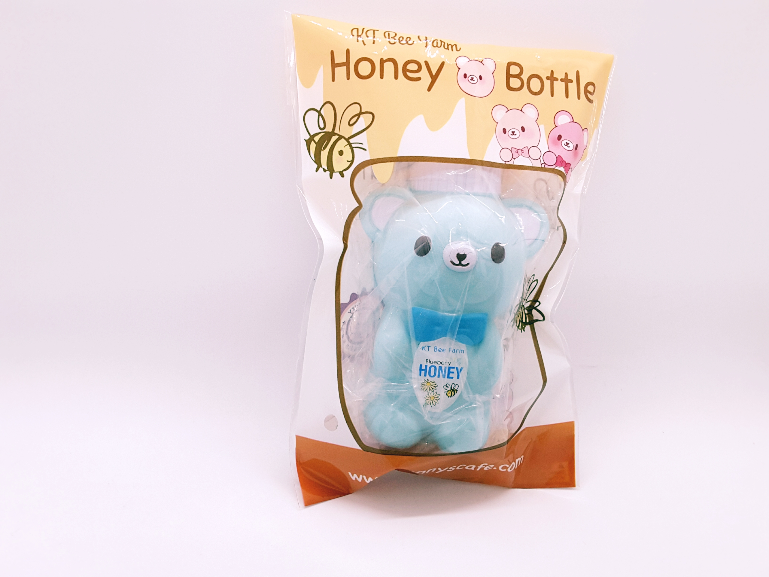 สกุชชี่แท้รูปขวดนมน้องหมีสีฟ้าหอมนุ่มฟูเมื่อบีบ squishy bunny cafe blue