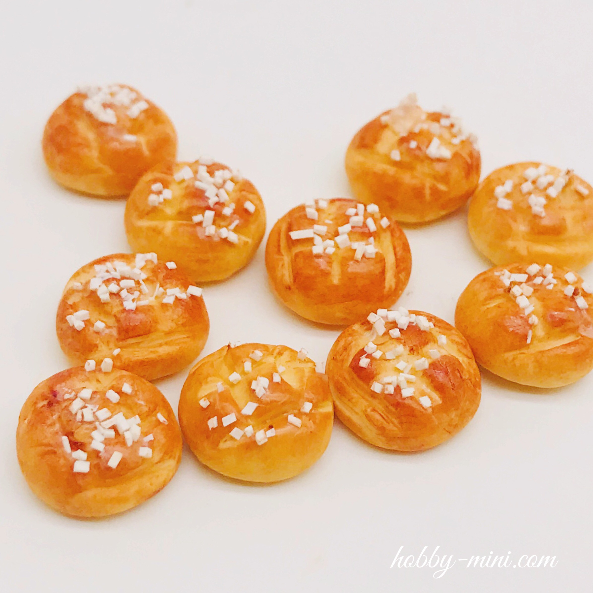 ขนมปังจิ๋ว 10 ชิ้น/ชุด