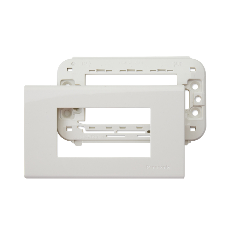 หน้ากาก Panasonic WEG รุ่นใหม่ Wide Series 1-6ช่อง สีขาว