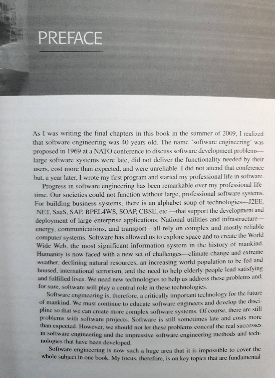 SOFTWARE ENGINEERING : SOMMERVILLE