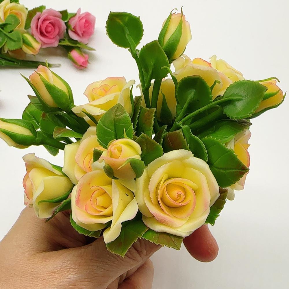 5 Bunch Mini Light-Yellow Rose without pot scale 1:6