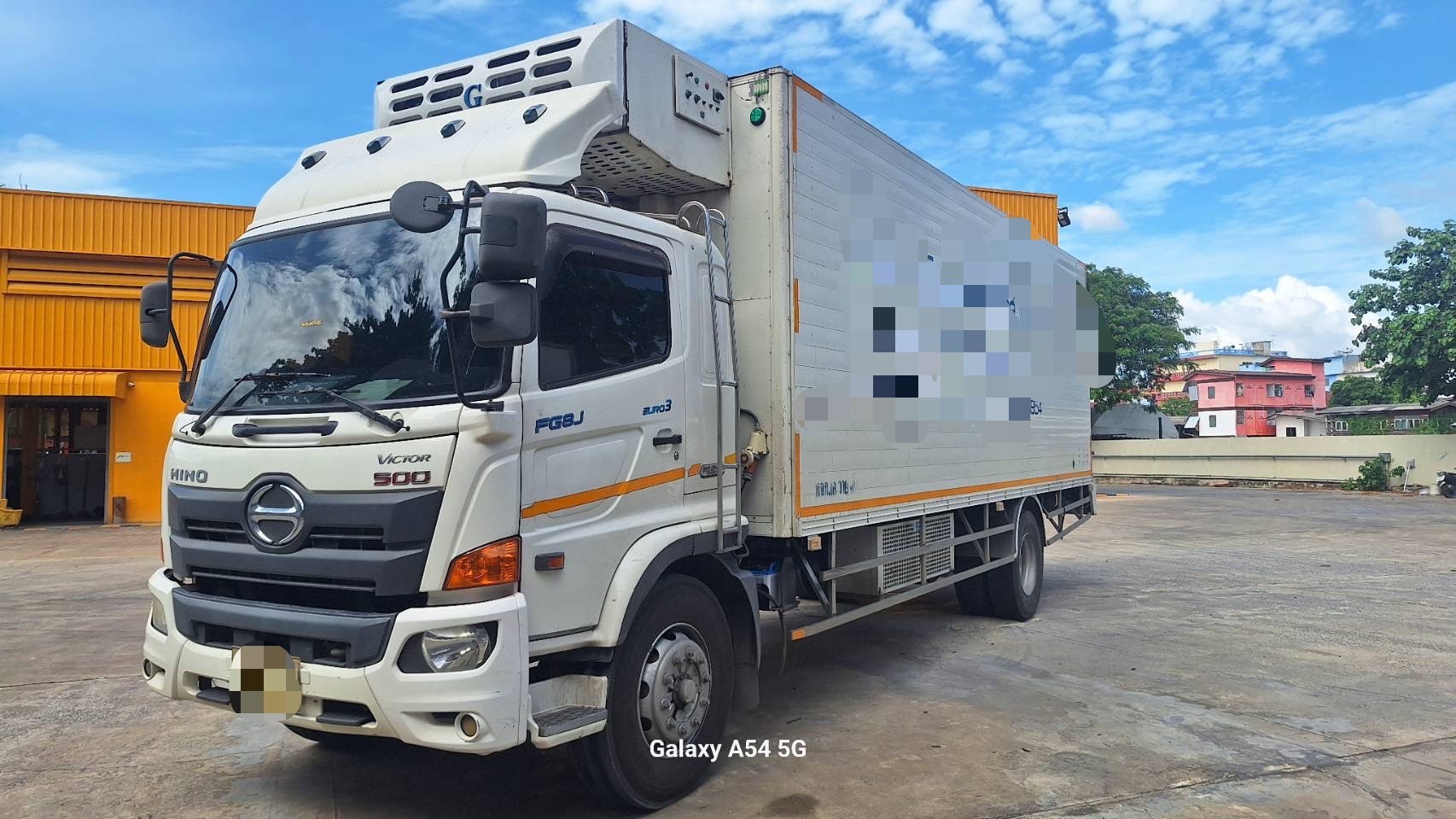 6ล้อตู้เย็นสแตนเลส7.5ม.Hino Victor 240Hpปี2559 ยาว7.5ม.แอร์GOODTEMPพร้อมใช้1.35ล.