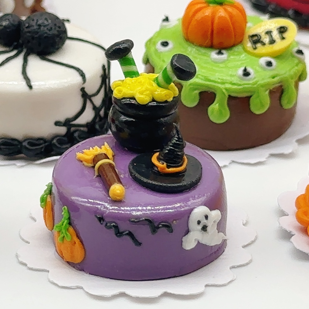 5 pieces/set Miniature Cake size 2.0 cm.made clay