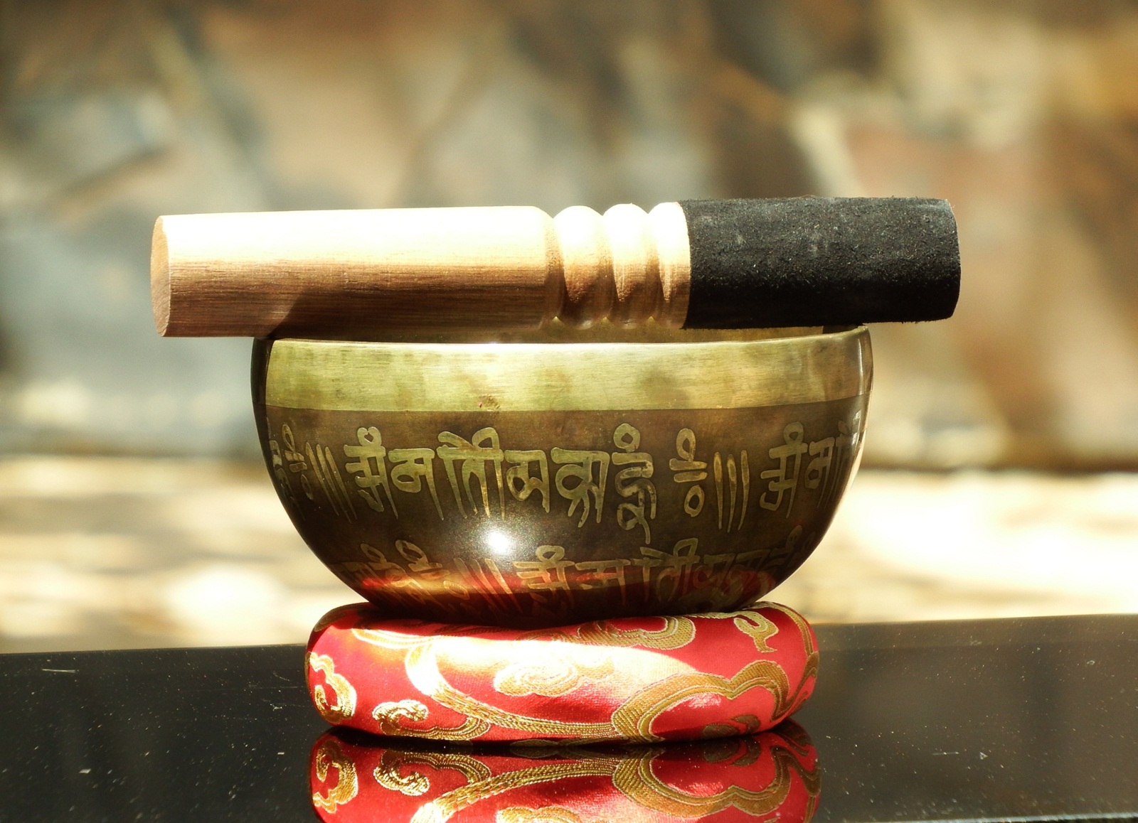 ขันทิเบต(ทองเหลือง) งานทำมือโดยช่างฝีมือชาวเนปาล Tibetan Singing Bowl 13 cm.