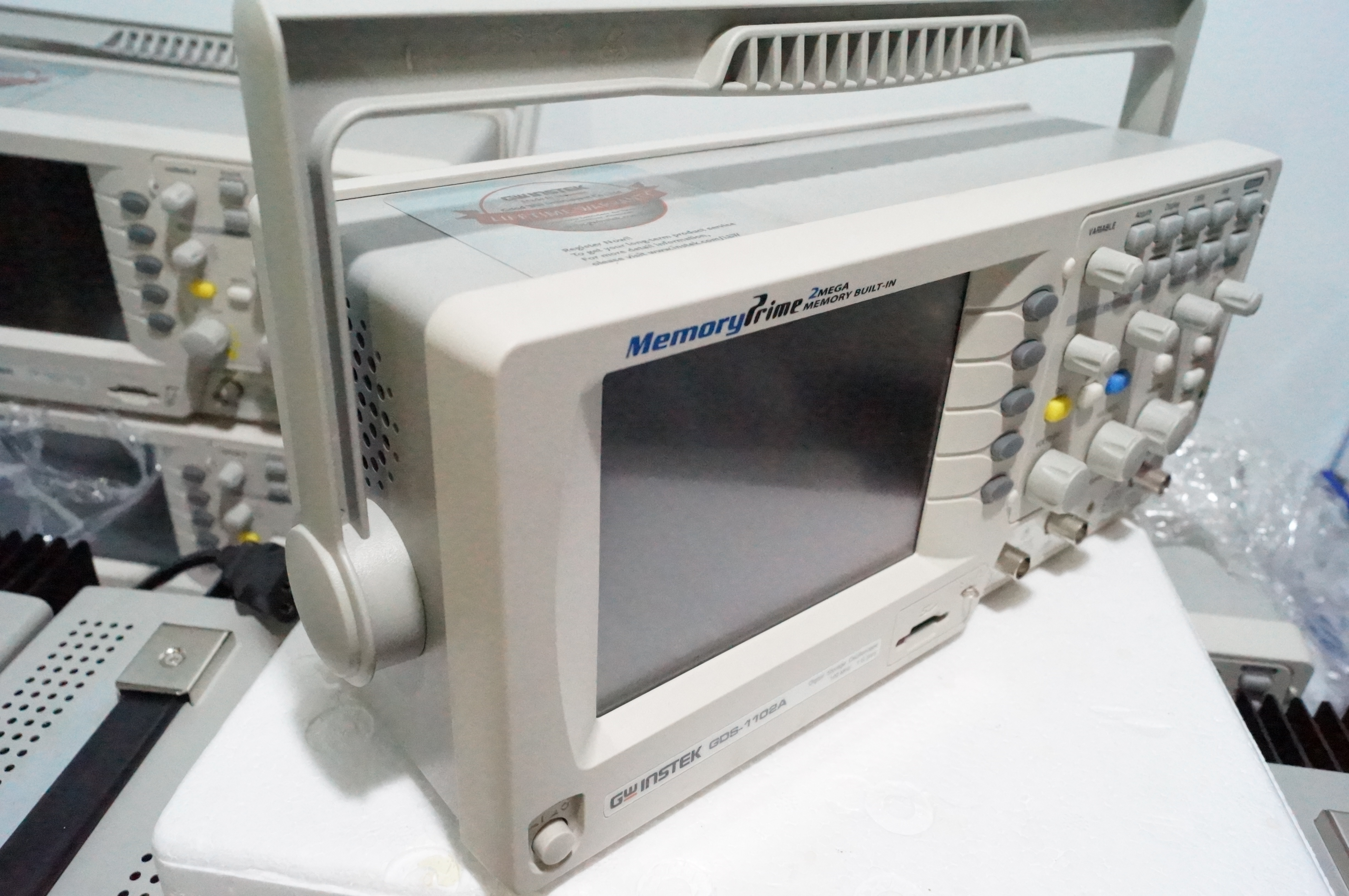 Ossilloscope GW Instek GDS-1102A 100Mhz