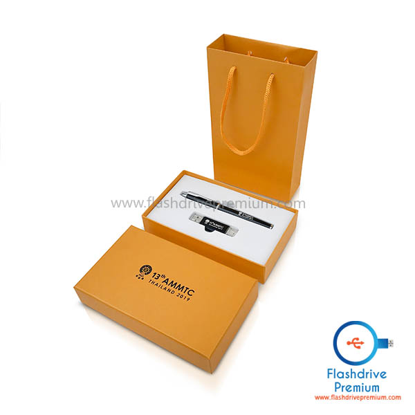 Gift Set พรีเมี่ยมไอที 2 ชิ้น (แฟลชไดร์ฟ+ปากกา)
