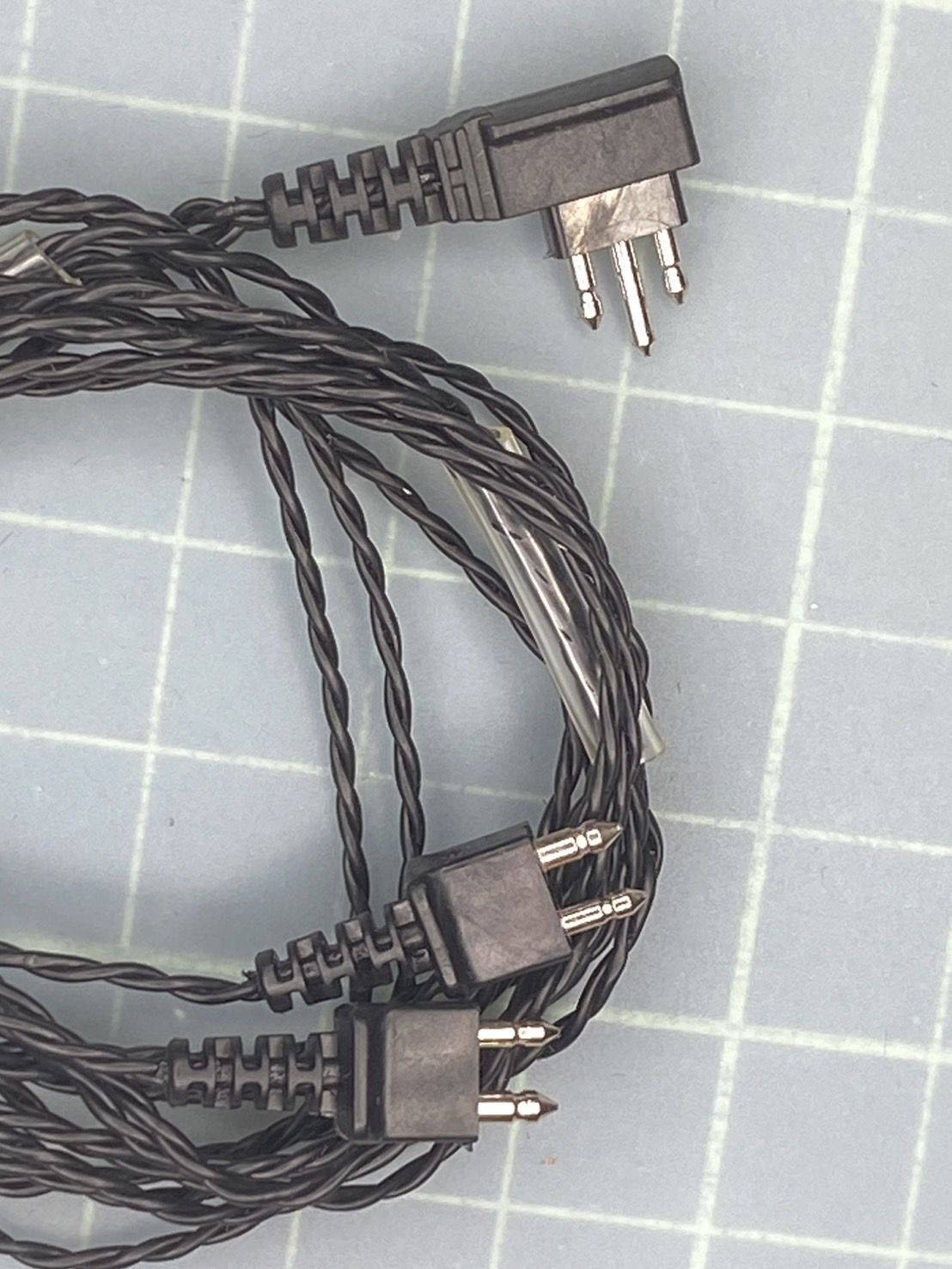 สายลำโพง Y3/2 ถักเกลียว สีดำ ใหม่