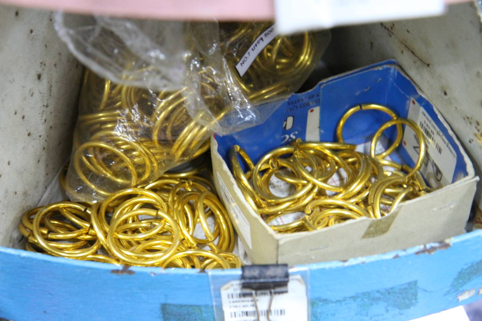 แหวนห่วงอะลูมิเนียม/สีทอง/1"