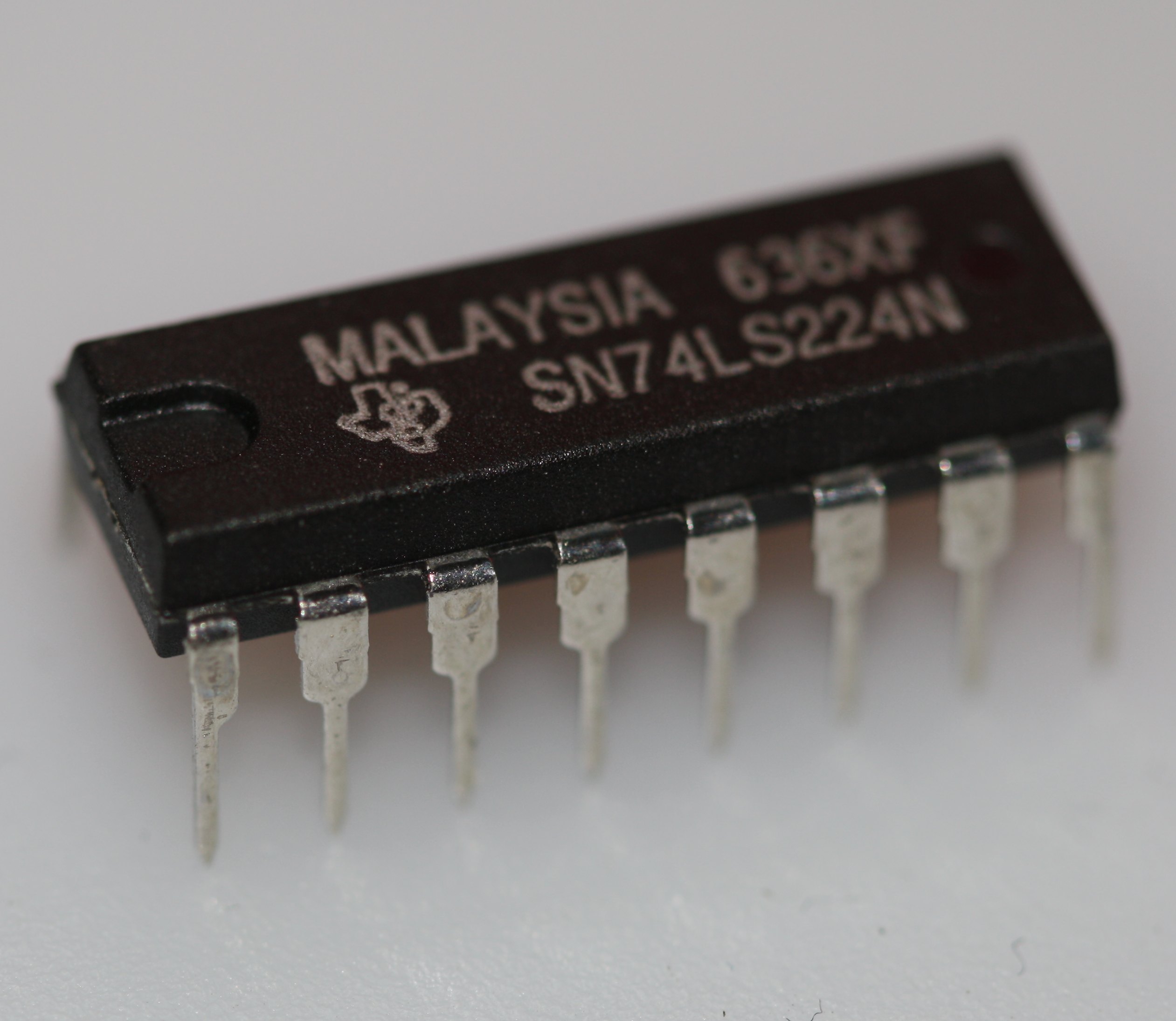 SN74LS224N DIP-16