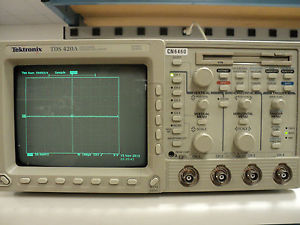 Ossilloscope Tektronix TDS 420A 200 MHz 4 Chanel