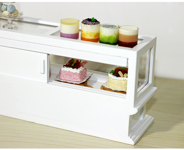ตู้เค้กจิ๋วสีขาวจำลองสำหรับนักประดิษฐ์ดินปั้นจิ๋วตกแต่งร้านผลไม้ดองขนาดจิ๋ว,ผลไม้สดจิ๋ว,ไอศครีมจิ๋ว,เค๊กจากดินปั้นจิ๋ว