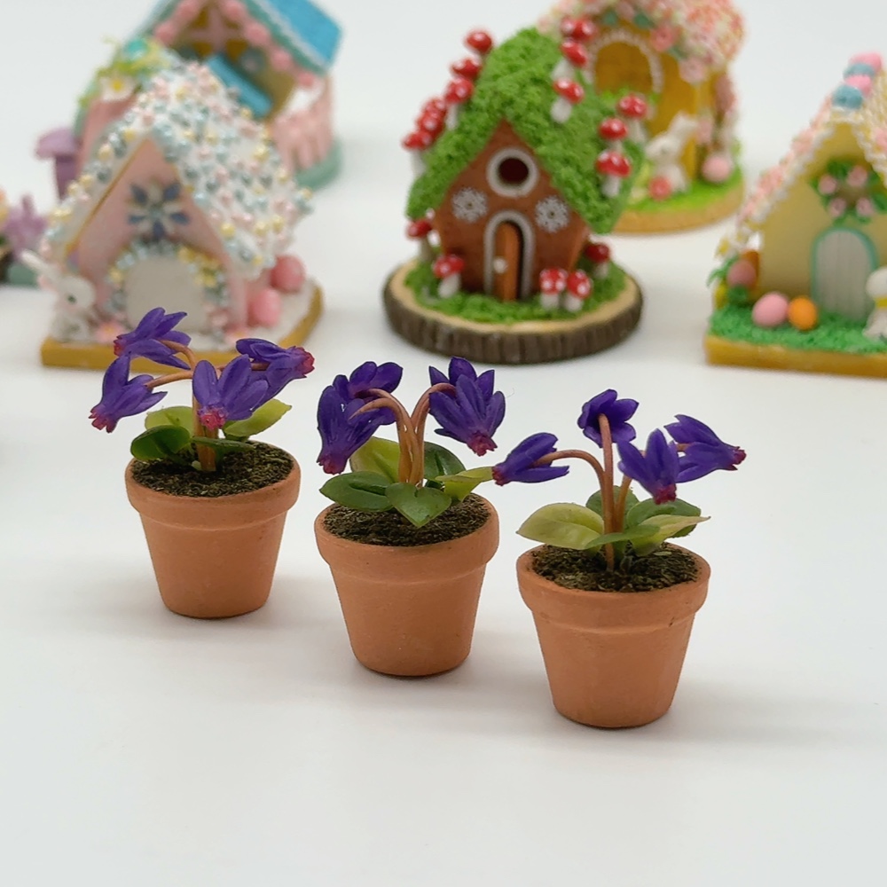 3 ต้นไม้ ดอกไม้จิ๋วในกระถางดินเผา 2 ซม