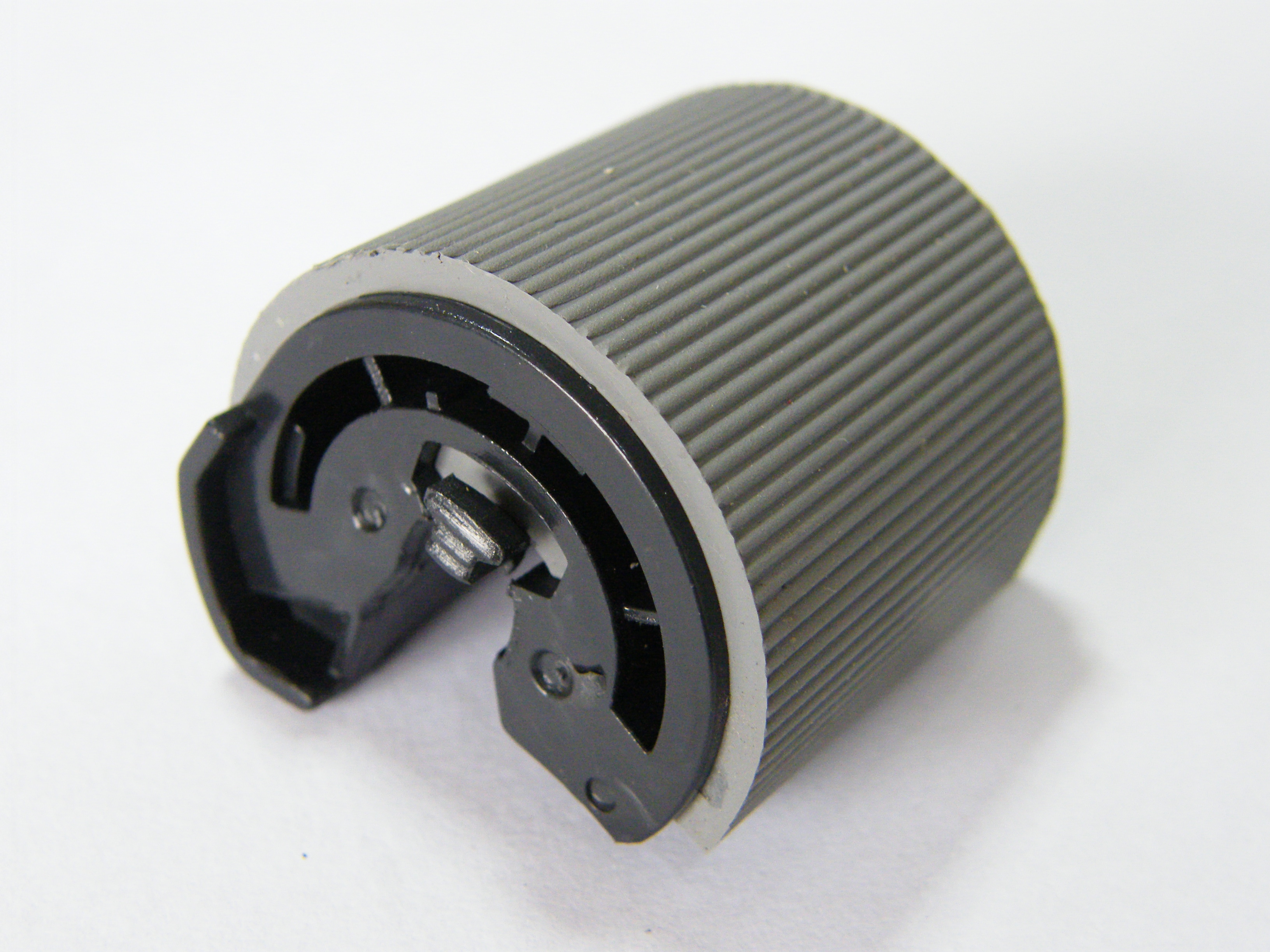 HP/CANON RB2-2900-000 ลูกยางดึงกระดาษถาดบน PICKUP ROLLER MP TRAY FOR HP LASERJET 2100/2200/CANON LBP1000/1060/1310/P100/D660/D661/D680/D760/D761/D780/D860/D861/D880/IR1210/IR1230/IR1270/IR1330/IR1370/IR1510/IR1570/IR1630/IR1670/710/720/730/PC1060/P1061/PC1080 500 กรัม