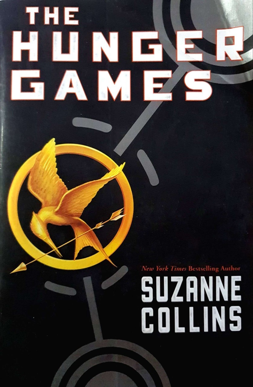 THE HUNGER GAMES : Suzanne Collins