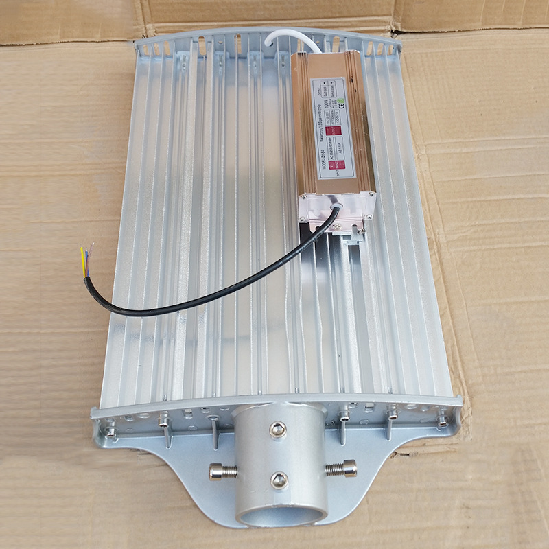 LED Street Light 154W 85-265V L845*W305*T80*65(Inner Diameter)