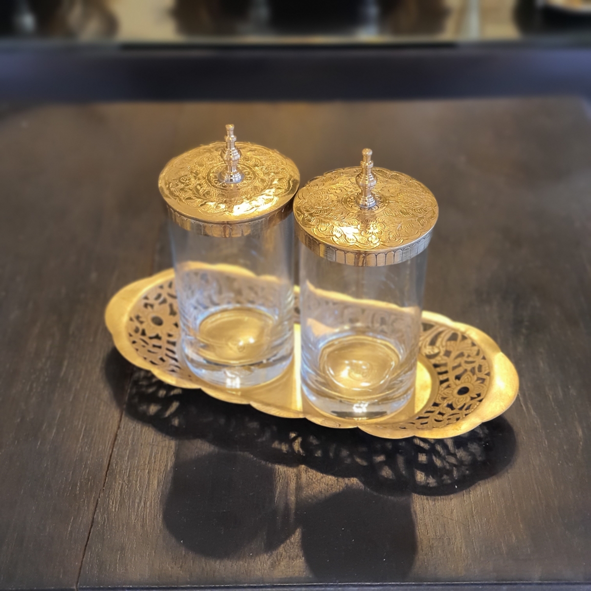 ชุดแก้วน้ำ ถาดฉลุ ฝาครอบลาย