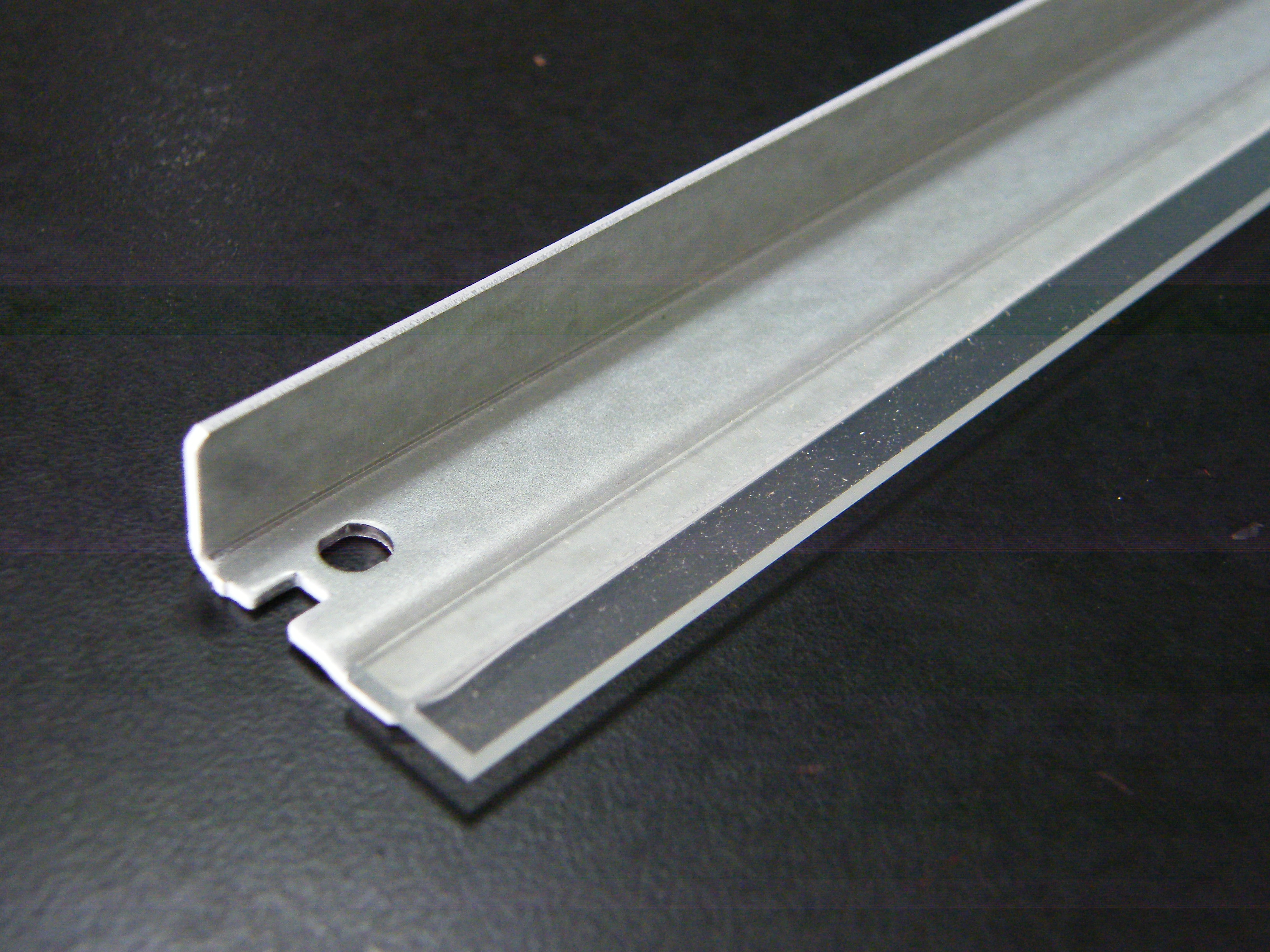 HP/CANON เบลดยางทำความสะอาดลูกดรัม WIPER BLADE HP LASERJET PRO CP1025/Pro100 M175/M275/M176/M177/CANON LBP-7010/7018 (CE314A) 750 กรัม