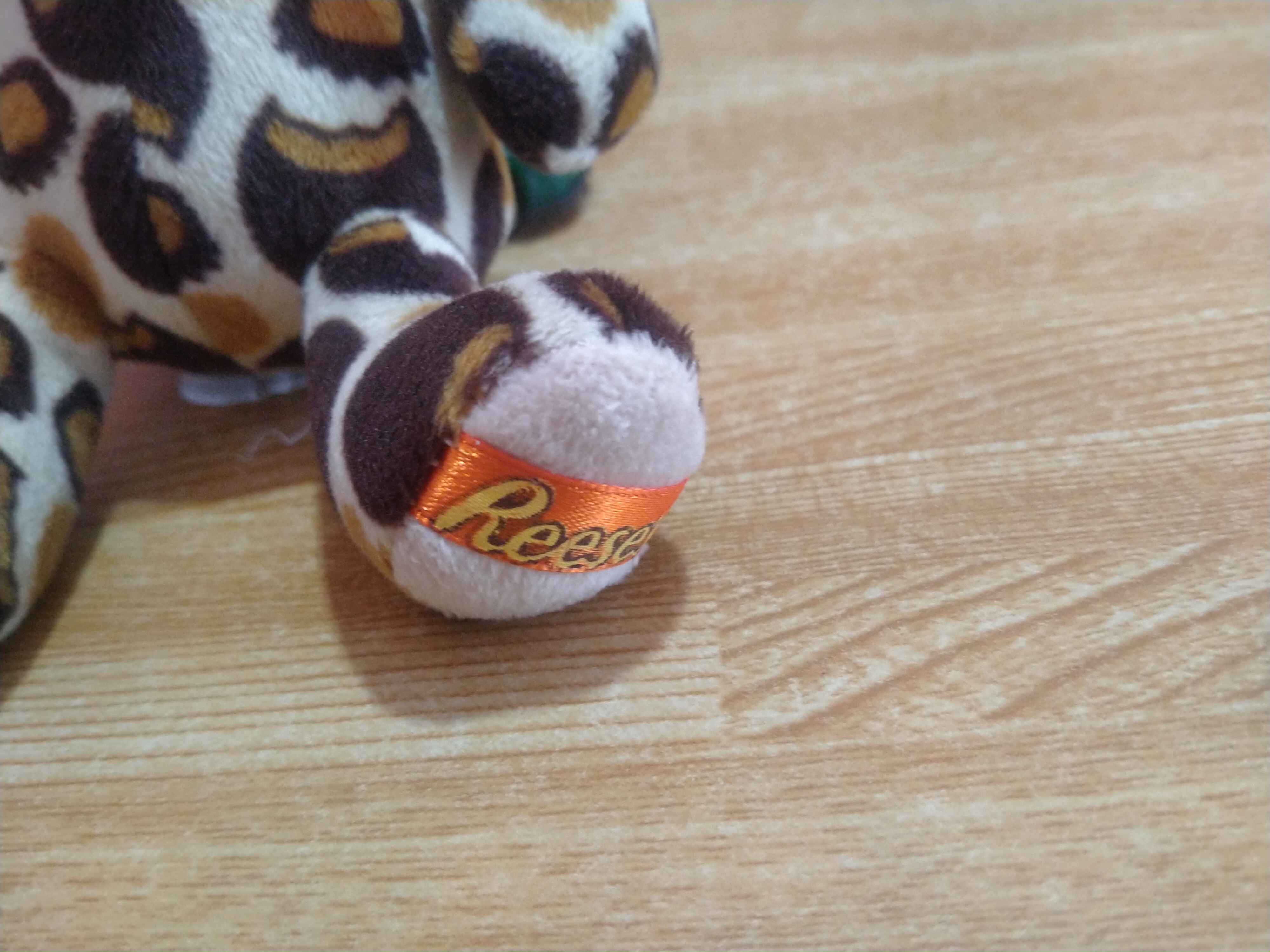 พวงกุญแจตุ๊กตาผ้าหมีลายเสือดาว