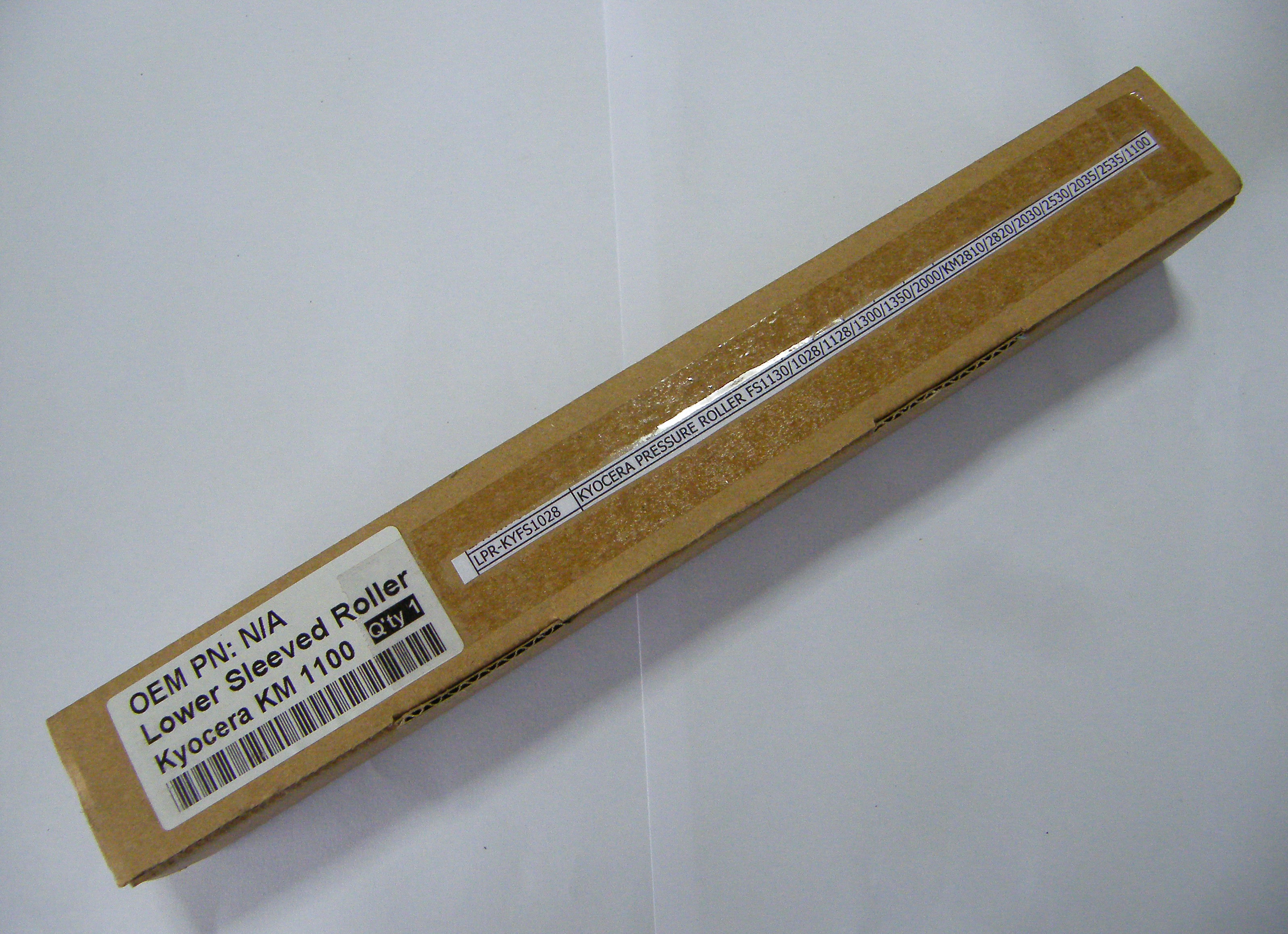 KYOCERA 302H425090 ลูกยางรีดความร้อน KYOCERA FS1100/1120/1028/1030/1130/1128/1320/1350/2000/KM2810/2820/P2030/2535/2040/M2035 1,200 กรัม