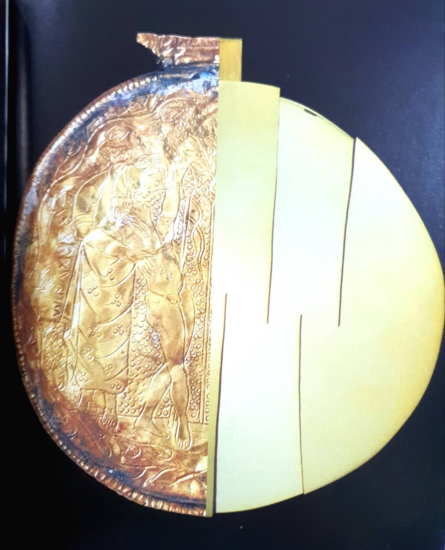 Collectible Book, Arezzo The Gold Experience from Italy, Lots of Pictures, In Italian, History on Arezzo, Italy