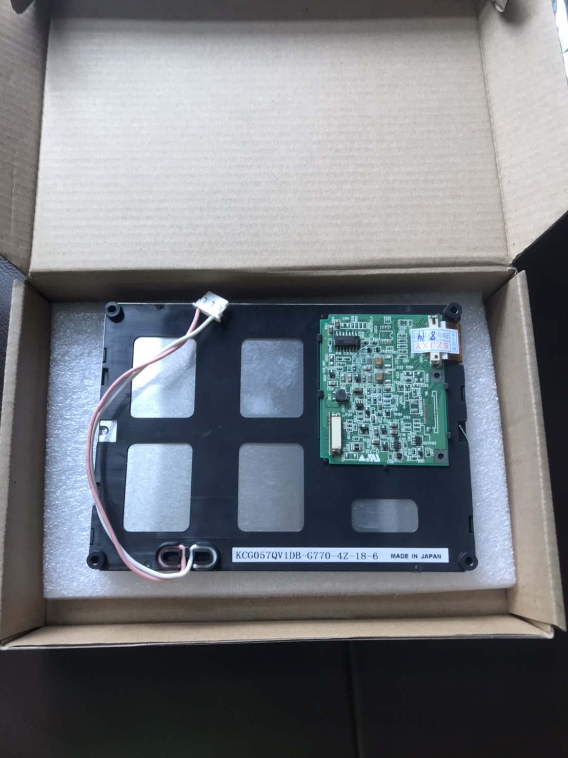 KCG057QV1DB-G770-4Z-18-6