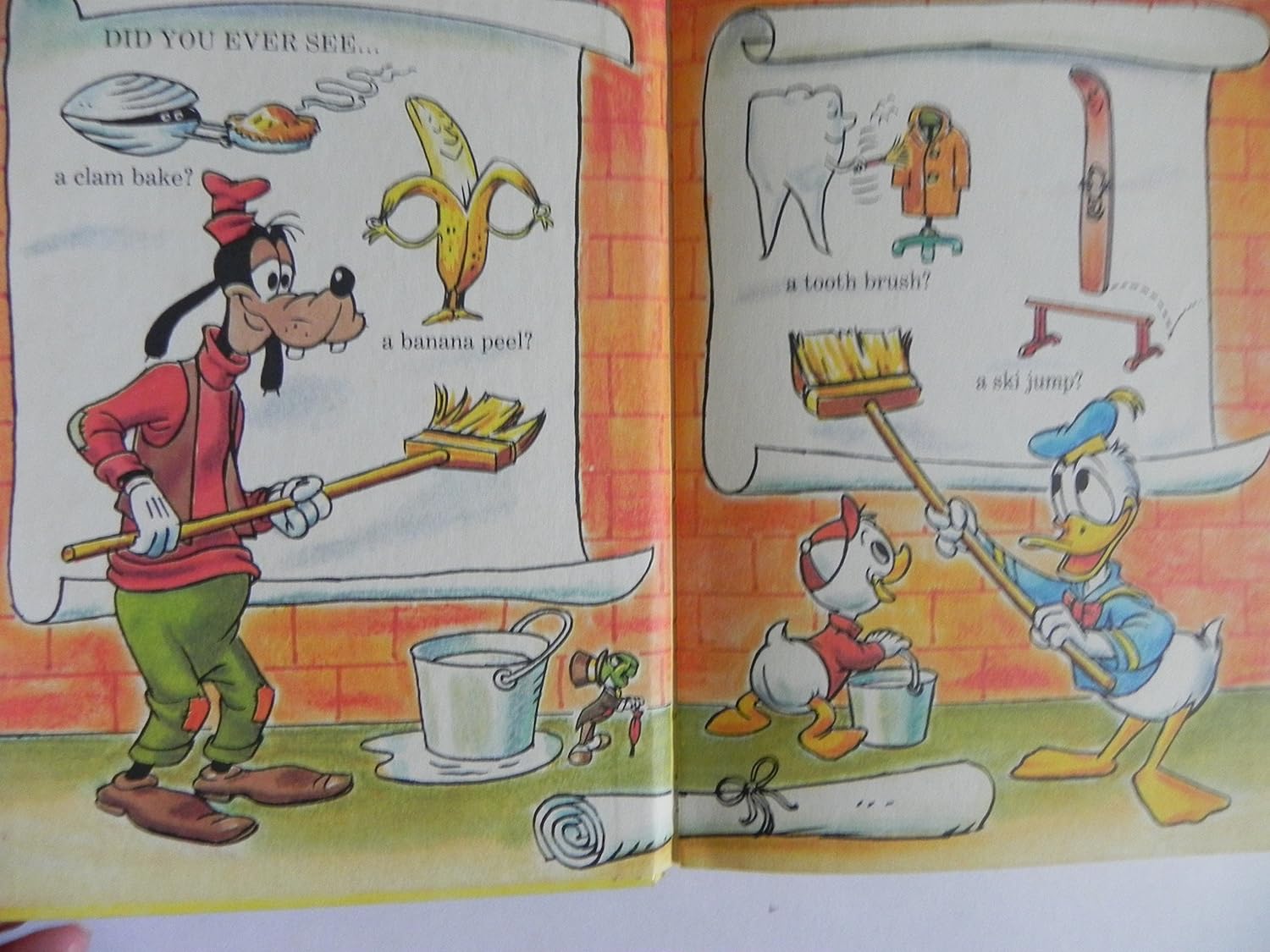 Disney Mickey Mouse's Joke Book : 1972