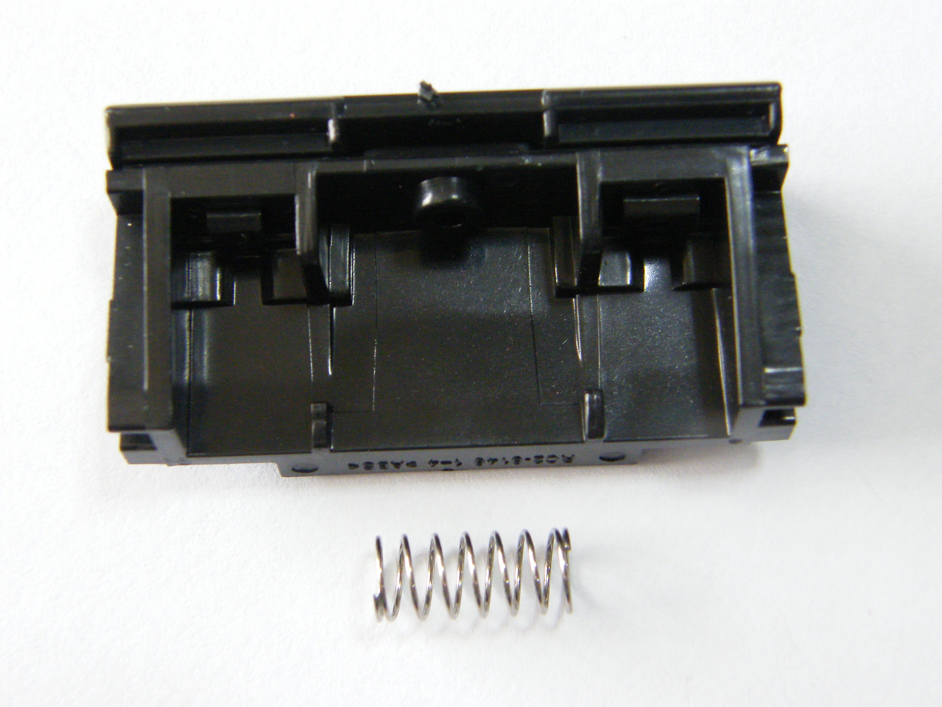 RL1-2115-000 SEPARATION PAD ASSY MP TRAY / TRAY 1 FOR HP Laserjet P2035/P2035n/P2050/P2055/Pro 400 M400/M401/M425 500 กรัม