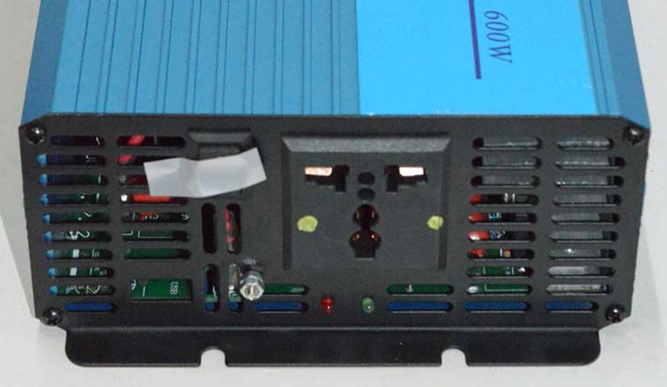 2.อินเวอร์เตอร์ 12v-24v 600w NC (NC-600-S) PURE SINE WAVE