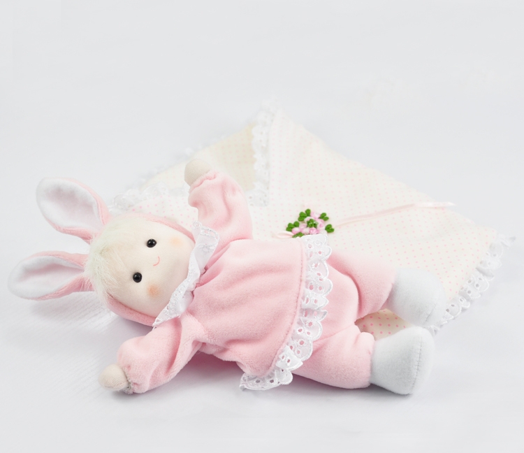 ตุ๊กตากระต่ายกล่อมนอนแบบไขลานมาพร้อมเสียงดนตรีสีชมพูเหมาะสำหรับเป็นของขวัญในโอกาสต่างๆ