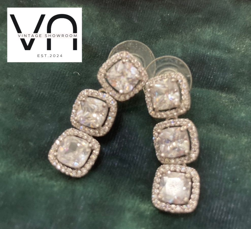 J00034 ต่างหูวินเทจ Vintage Earrings