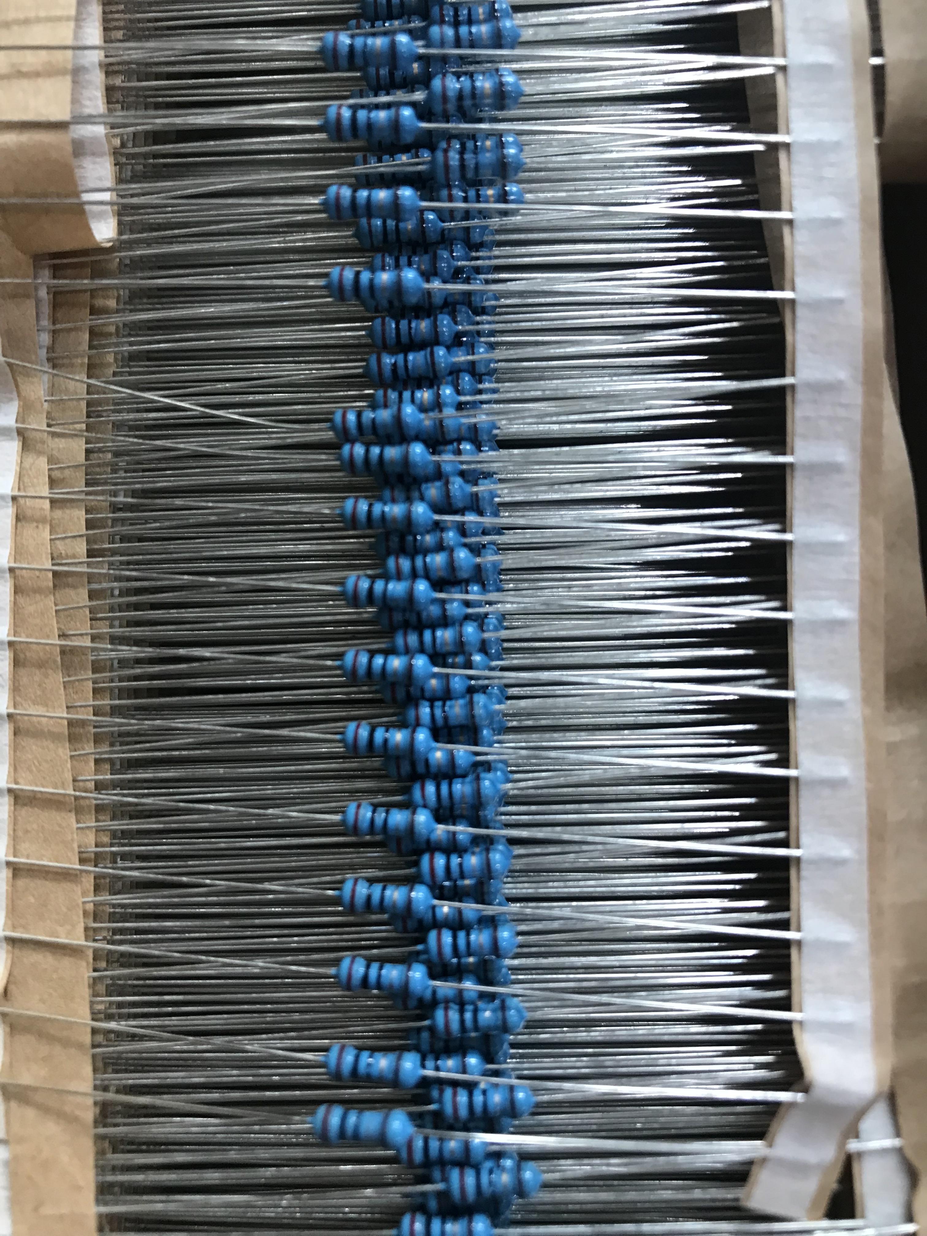 20R 1/4W 金属膜Metal Film 1% (1ชุดมี100ตัว)