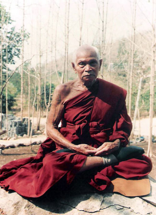 (02) รูปหล่อหลวงพ่อคง วัดเขาสมโภชน์ จ.ลพบุรี รุ่นไตรมาส ปี 2537 เนื้อนวะโลหะ