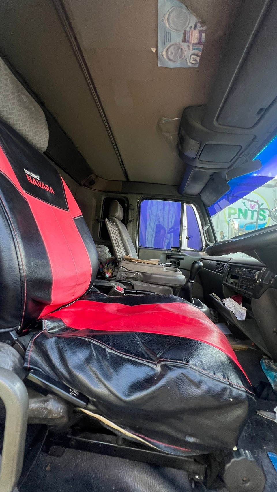 10ล้อตู้ทึบ10บาน6.2ม.NISSANนิสสันยูดี 254 แรงม้าปี48ตามสภาพ350,000บ4091มี3คัน(A)