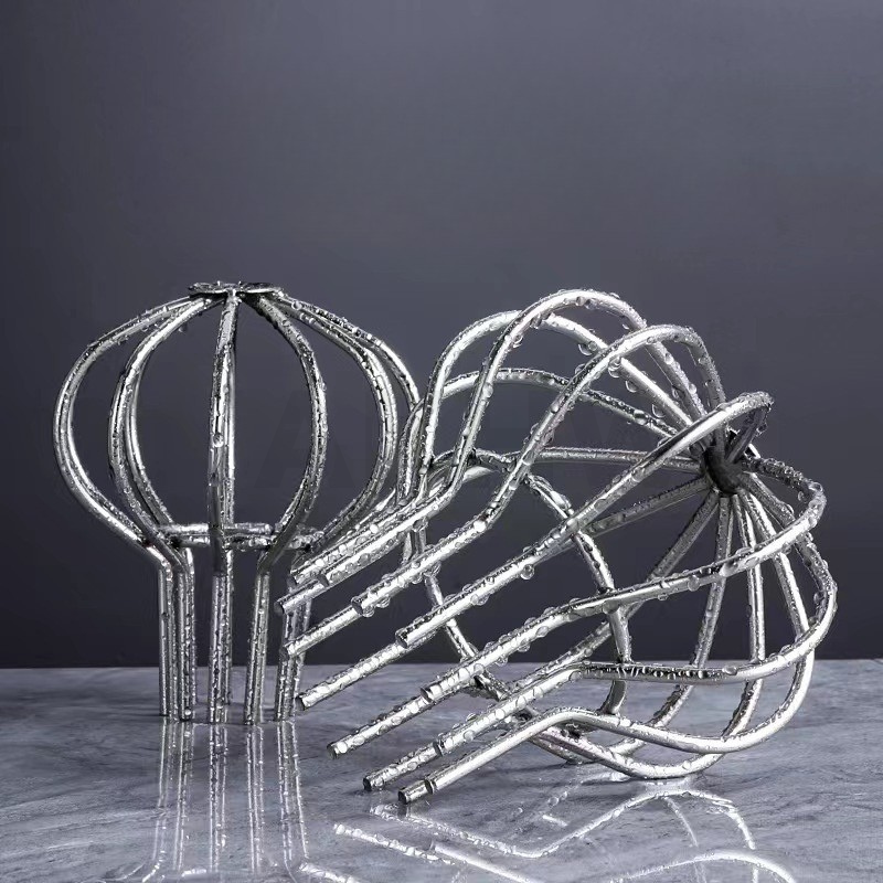 ตะแกรงดักเศษใบไม้ แบบตะกร้อกลมทรงโดม KingsMan วัสดุสแตนเลสแท้ SUS304 ทนทาน ไม่เป็นสนิม