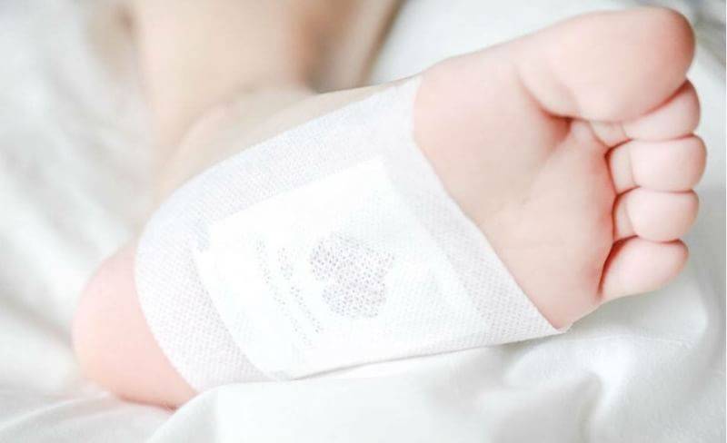 GOLD PRINCESS แผ่นแปะเท้าดูดสารพิษ皇家足贴